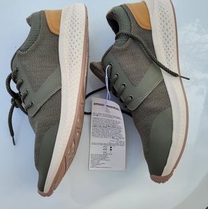 Amazon essentials Shoes